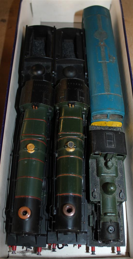 3 Hornby O/O gauge trains & 1 other